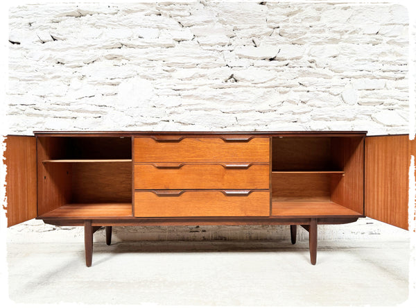 Enfilade Austinsuite Vintage en Teck