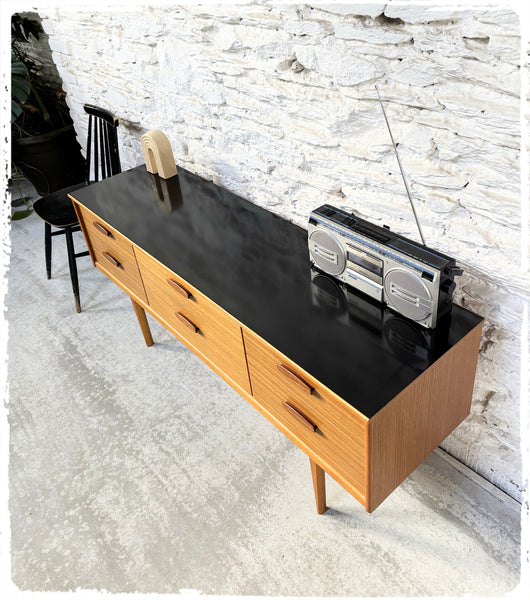 Enfilade Basse Austinsuite Vintage en Teck