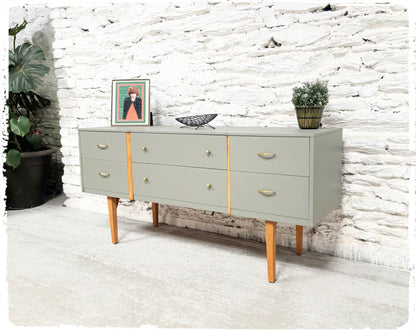Enfilade Basse Vintage Pieds Fuseaux Revisitée Gris Vert