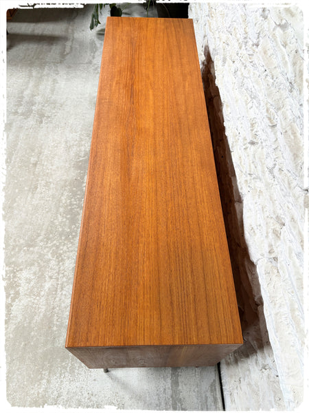 Enfilade Basse Vintage Style Scandinave GPLAN en Teck