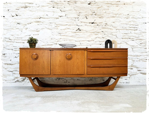Enfilade Beautility Vintage en Teck Années 60