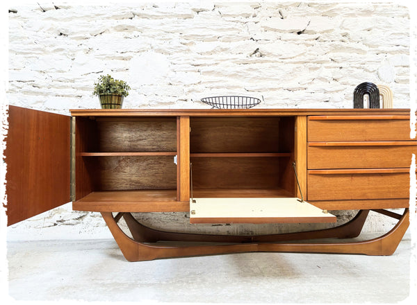 Enfilade Beautility Vintage en Teck Années 60