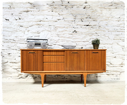 Enfilade Jentique Vintage en Teck
