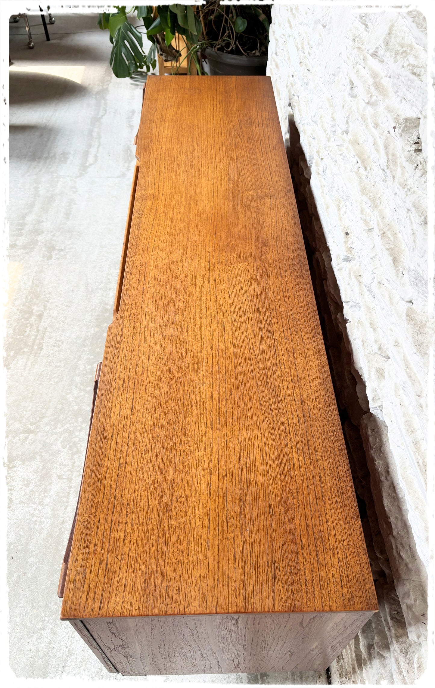 Enfilade Vintage Style Scandinave Beautility en Teck