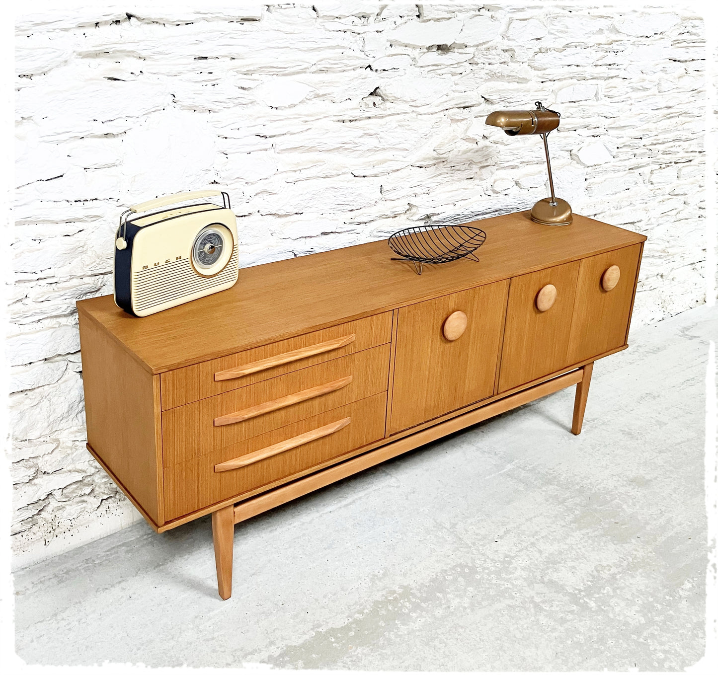 Enfilade Sideboard Vintage Stonehill en Teck Blond