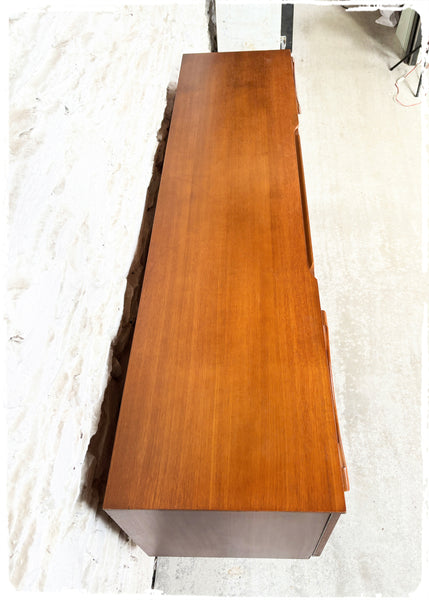 Enfilade Vintage Style Scandinave Beautility en Teck