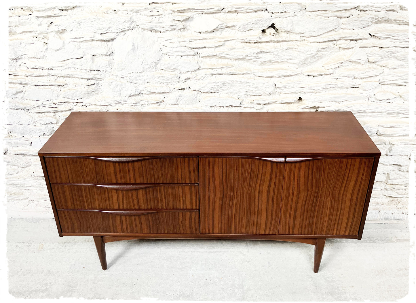 Enfilade Vintage Style Scandinave Elliots Of Newbury