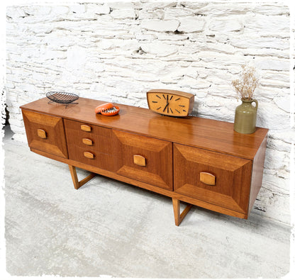 Enfilade Vintage en Teck Stonehill