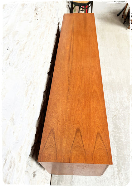 Enfilade Vintage en Teck Stonehill