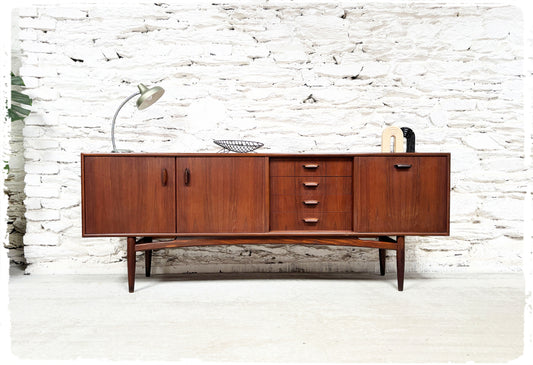 Enfilade Vintage G-PLAN BRASILIA en Teck & Afromosia