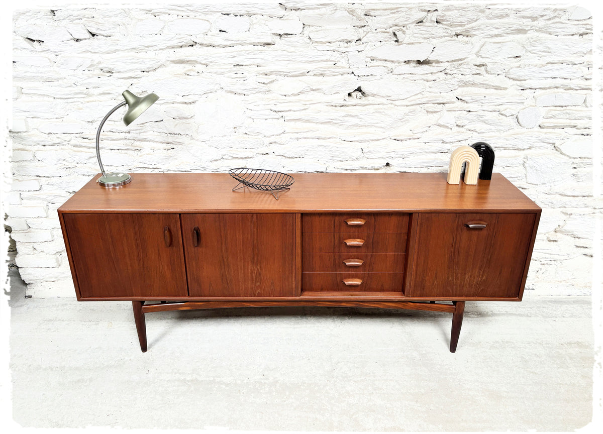 Enfilade Vintage G-PLAN BRASILIA en Teck & Afromosia