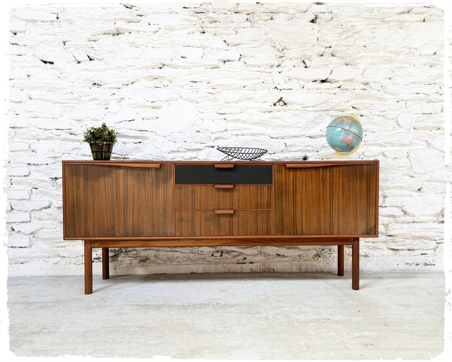 Enfilade Vintage McIntosh en Noyer
