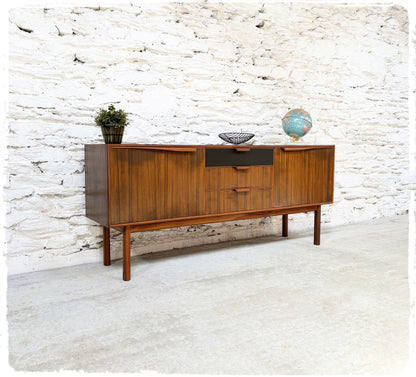 Enfilade Vintage McIntosh en Noyer