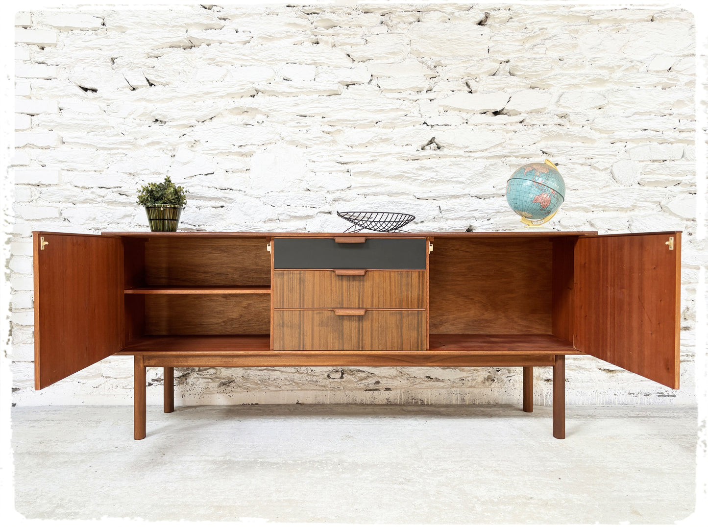 Enfilade Vintage McIntosh en Noyer