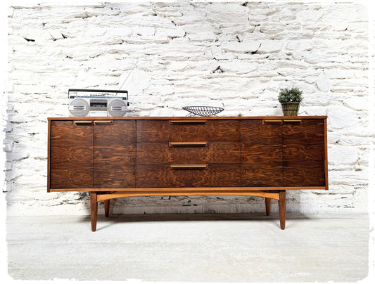 Enfilade Vintage Kent Coffey en Noyer et Teck
