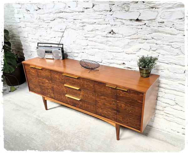Enfilade Vintage Kent Coffey en Noyer et Teck