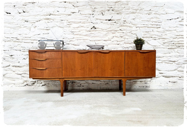 Enfilade Vintage en Teck McIntosh