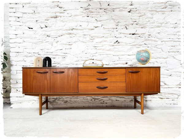 Enfilade Vintage Style Scandinave Avalon en Teck