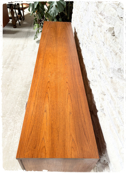 Enfilade Vintage Style Scandinave Avalon en Teck