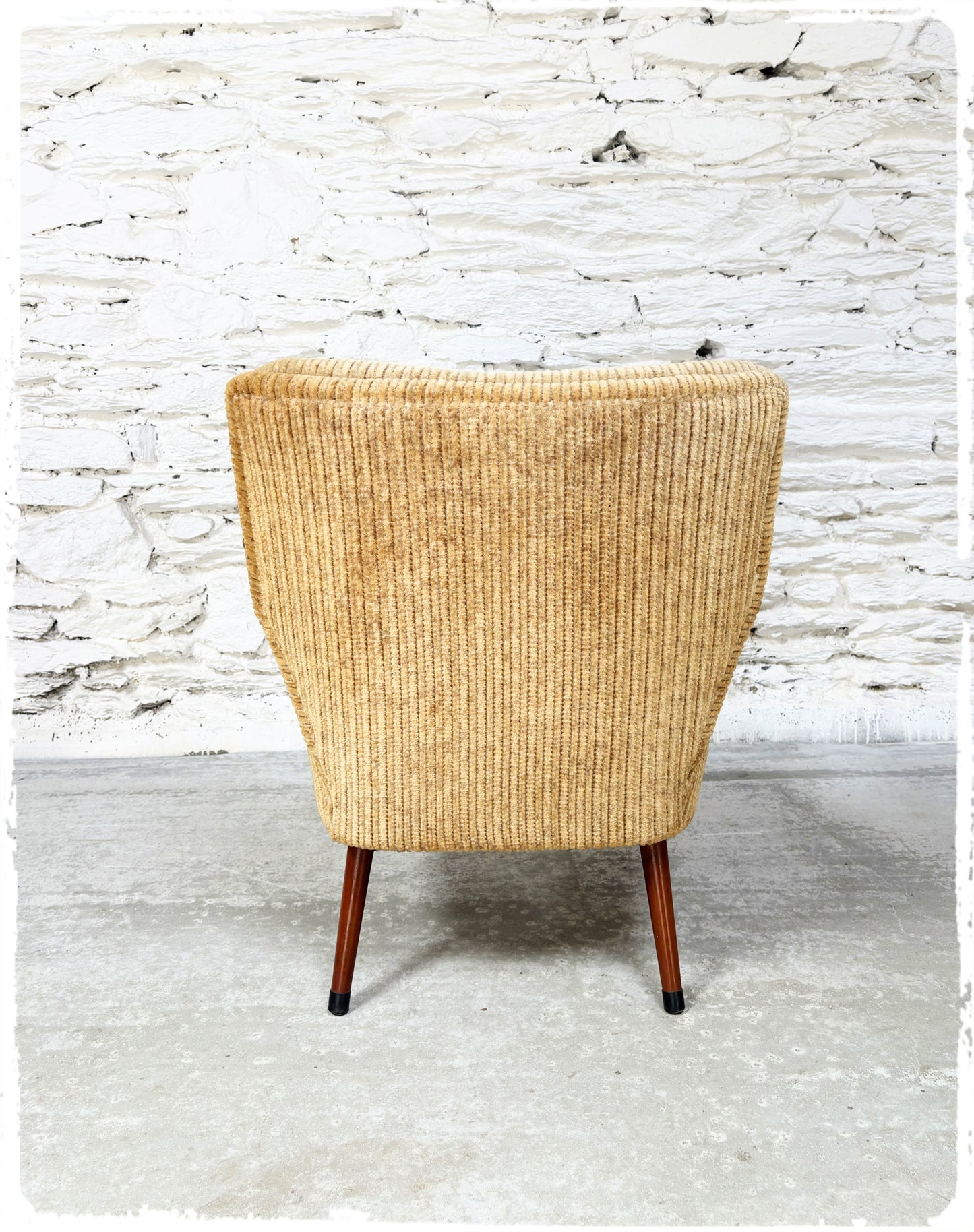 Fauteuil Cocktail Vintage à Accoudoirs Pieds Compas