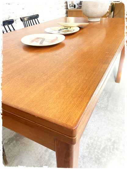 Grande Table à Manger Vintage Extensible en Teck
