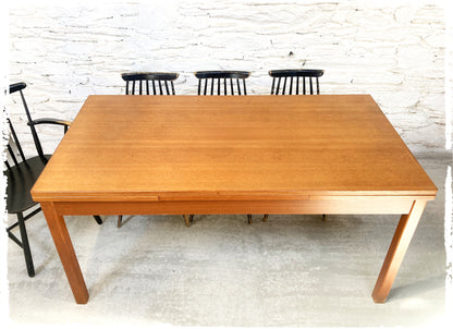 Grande Table à Manger Vintage Extensible en Teck