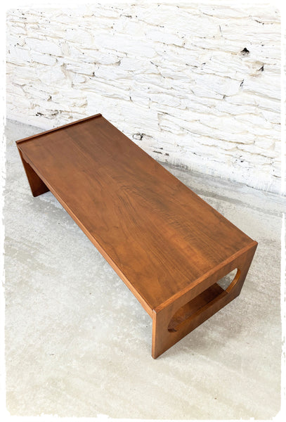 Grande Table Basse Vintage en Teck