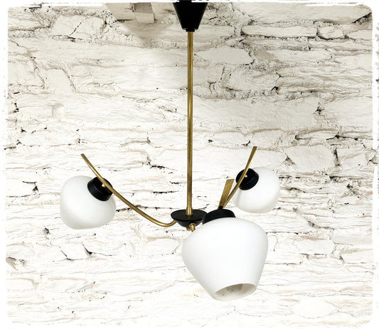 Lustre Suspension Vintage 3 Feux Laiton et Opaline Style Arlus
