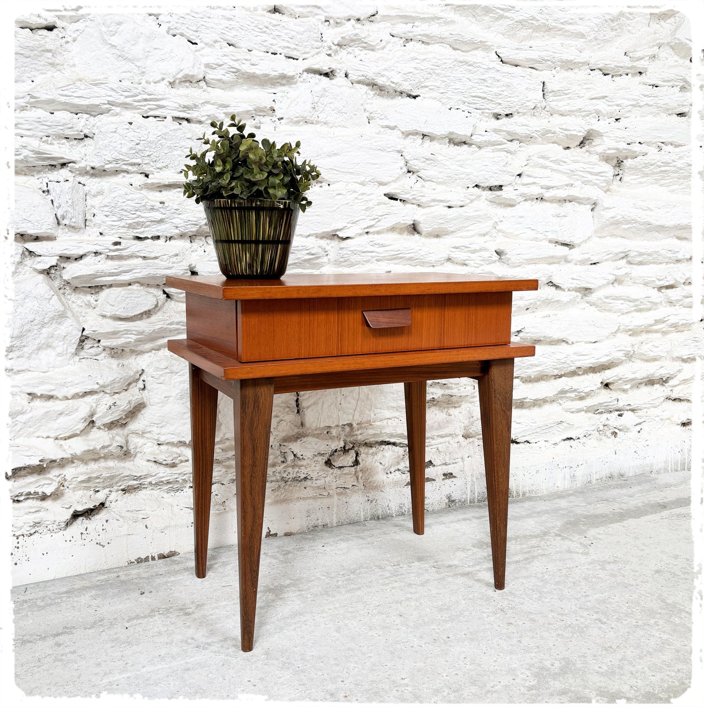 Meuble d'Appoint Chevet Vintage Style Scandinave en Teck