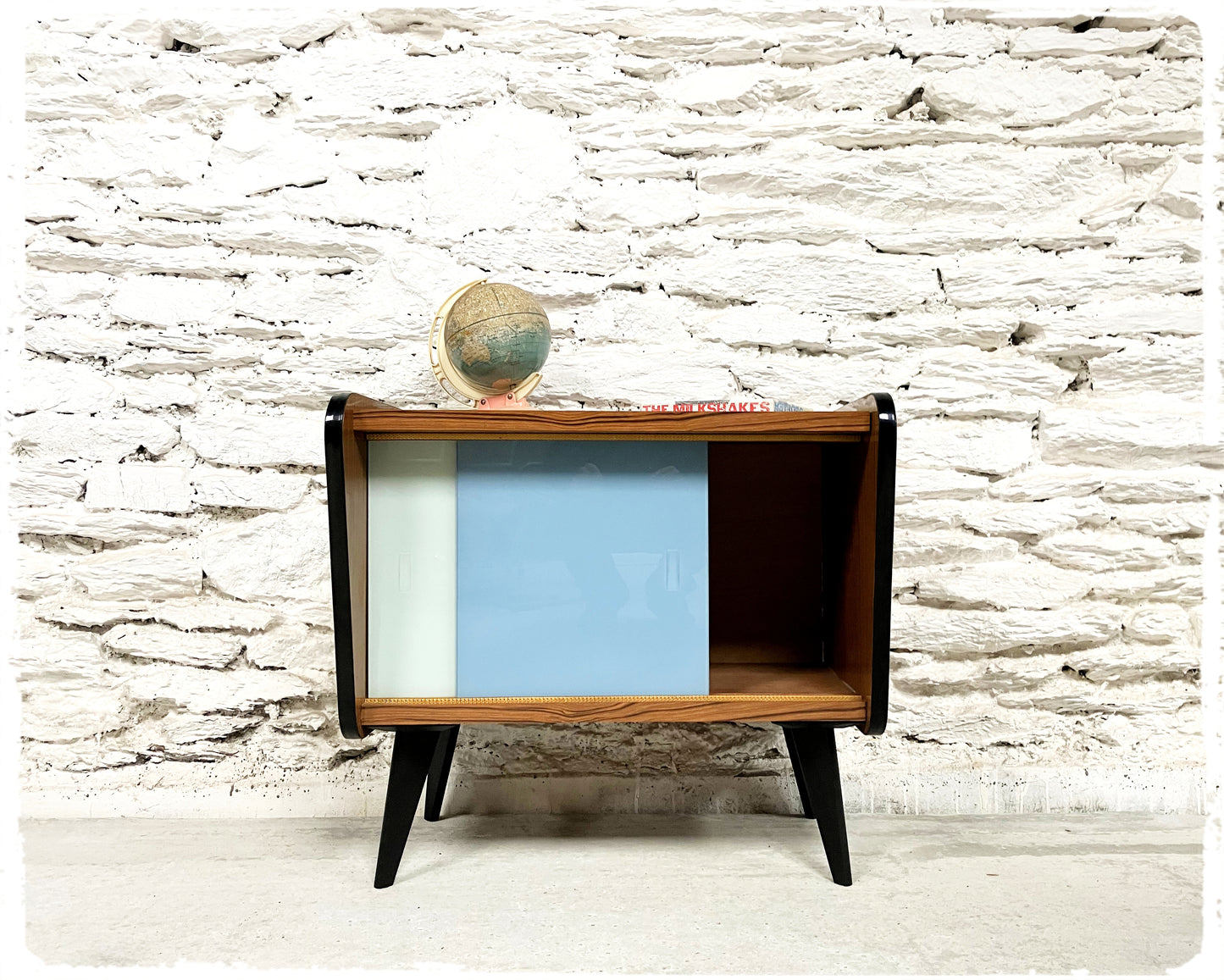 Petit Meuble Bas Vintage Formica Pieds Compas Noirs