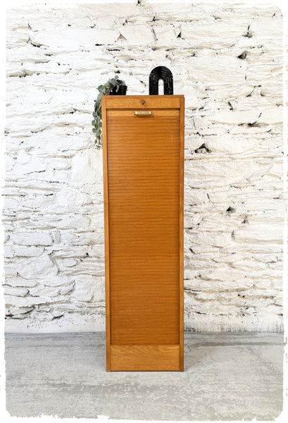 Meuble Classeur Simple Vintage à Rideau en Bois Doré