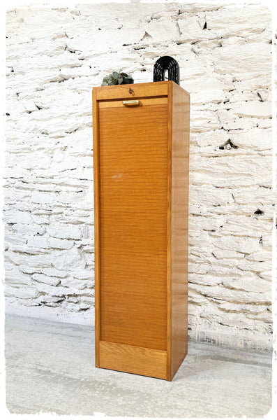 Meuble Classeur Simple Vintage à Rideau en Bois Doré