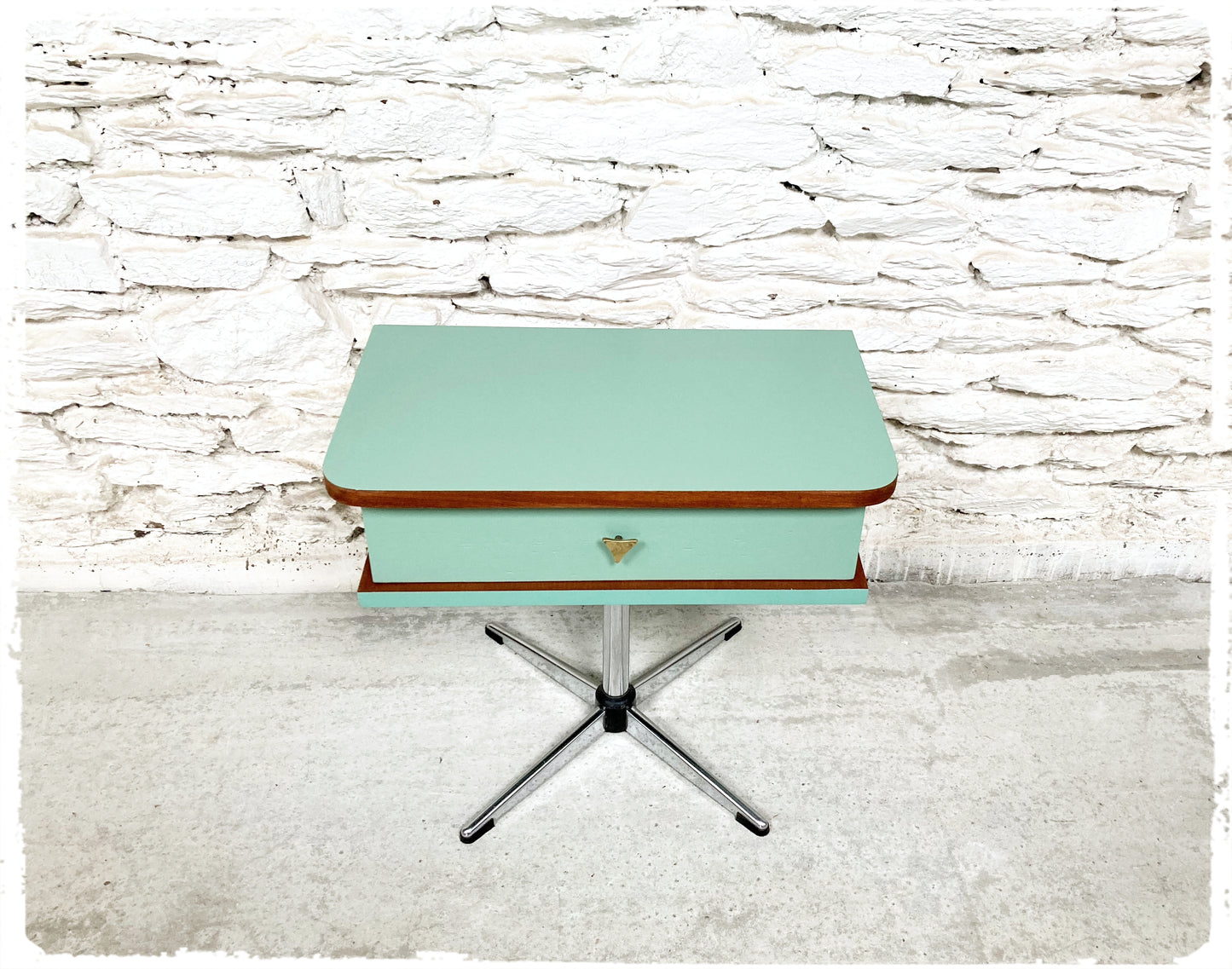 Meuble d'Appoint Chevet Vintage Pied Croix