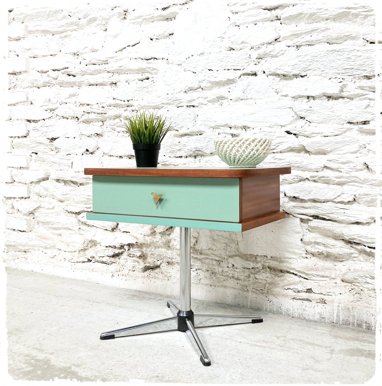 Meuble d'Appoint Chevet Vintage Pied Croix