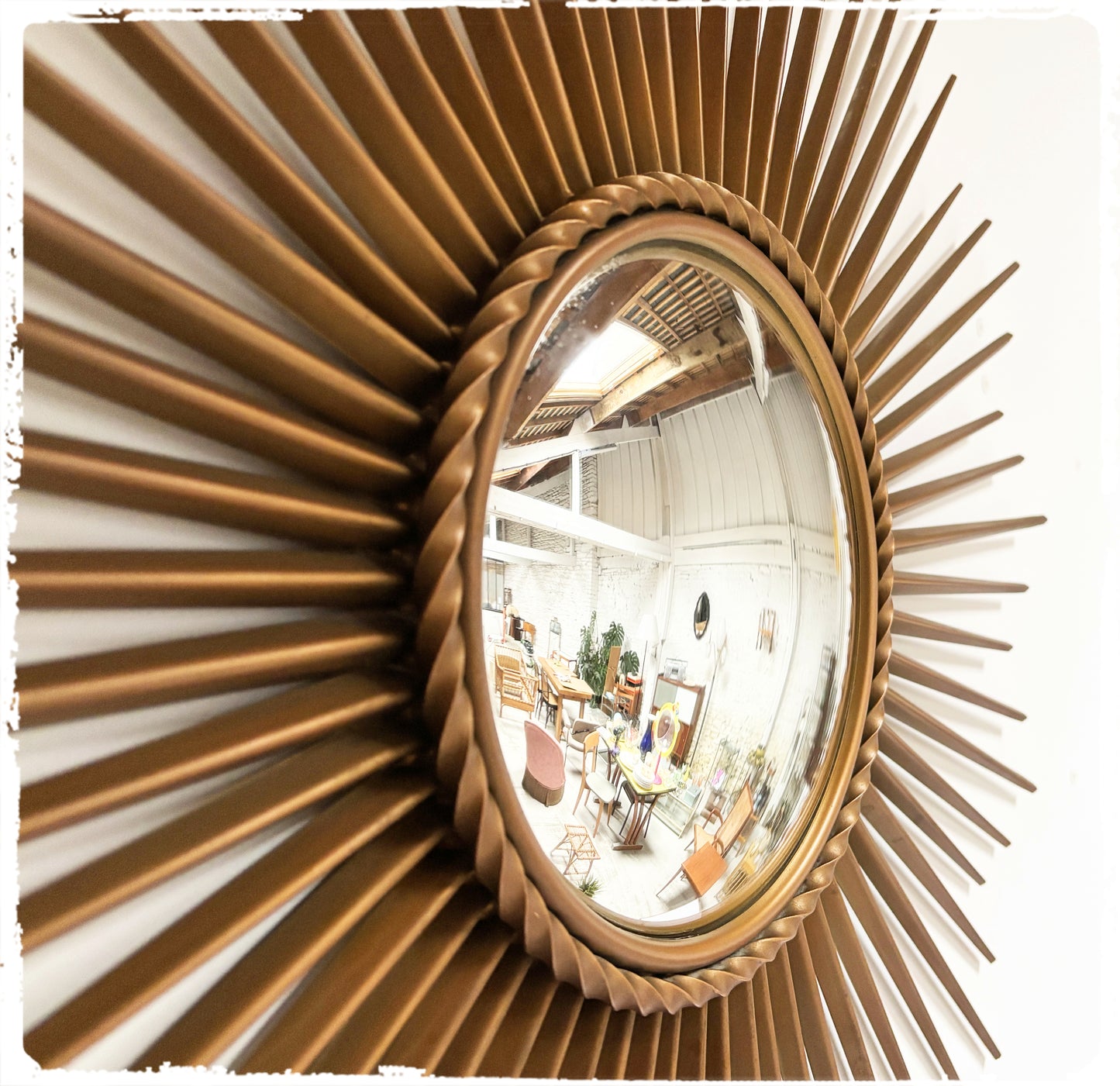 Miroir Soleil Sunburst Vintage Oeil de Sorciere Chaty Vallauris 70 cm Métal Doré