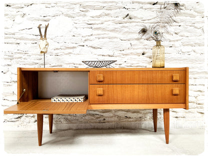 Petite Enfilade Basse Vintage Style Scandinave en Teck