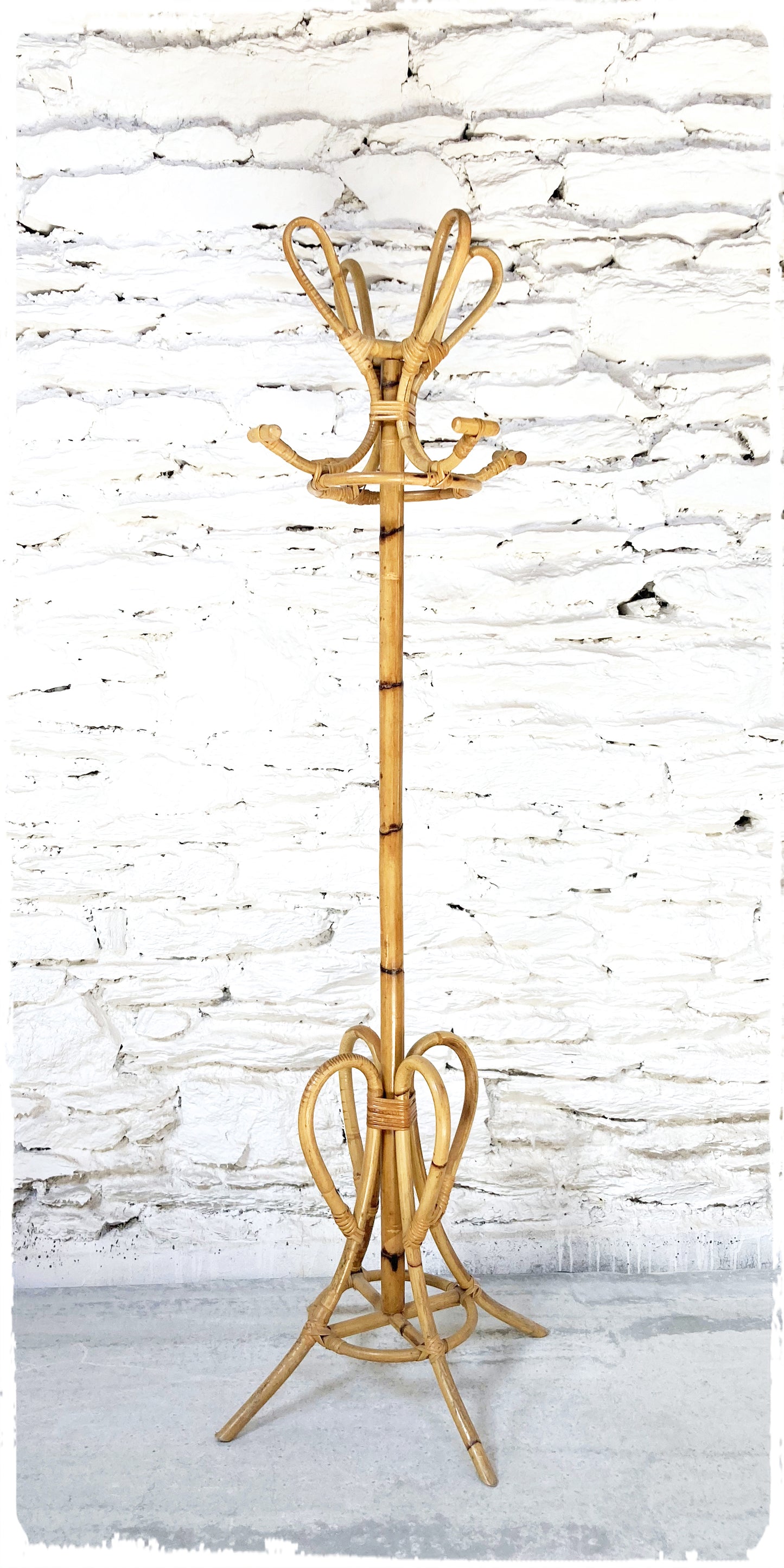Porte Manteaux Perroquet Vintage en Bambou et Rotin