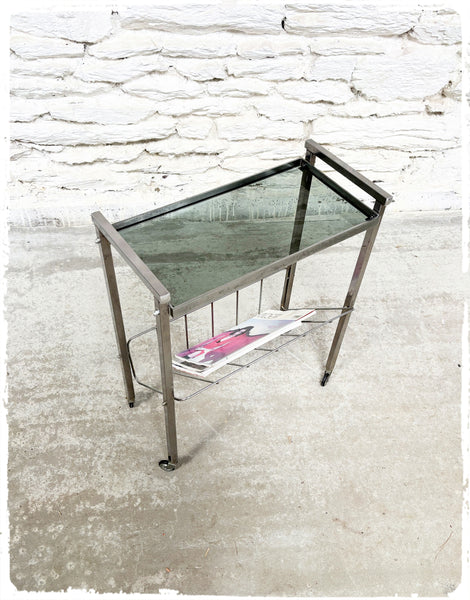 Porte Revues Bout de Canapé Vintage Années 70 Métal et Verre Fumé