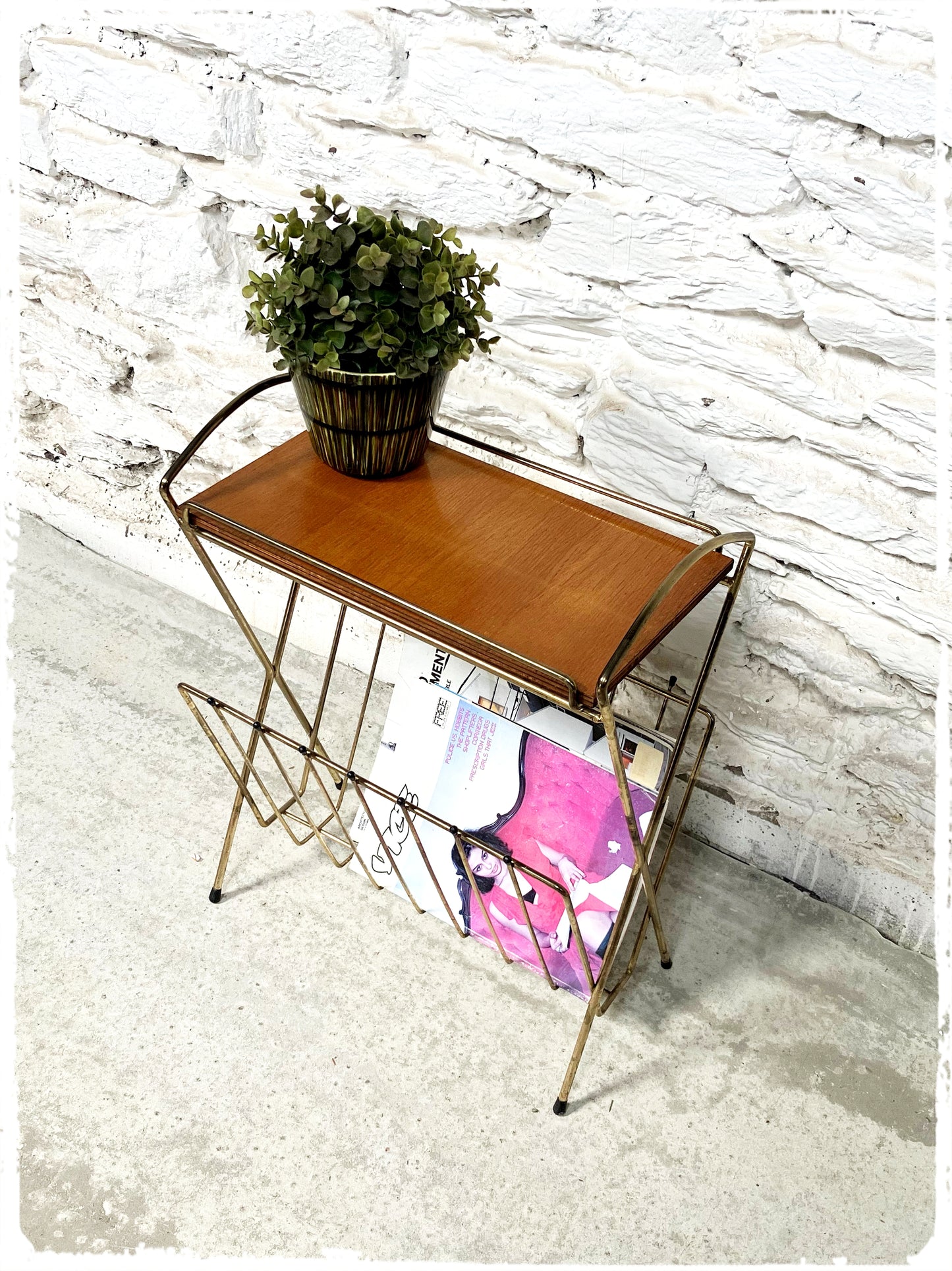 Porte Revues Bout de Canapé Vintage Moderniste