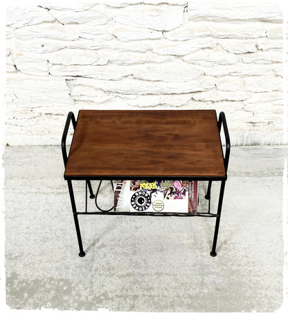 Porte Revues Bout de Canapé Vintage Moderniste