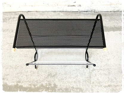 Porte Revues Vintage Métal Perforé Pilastro