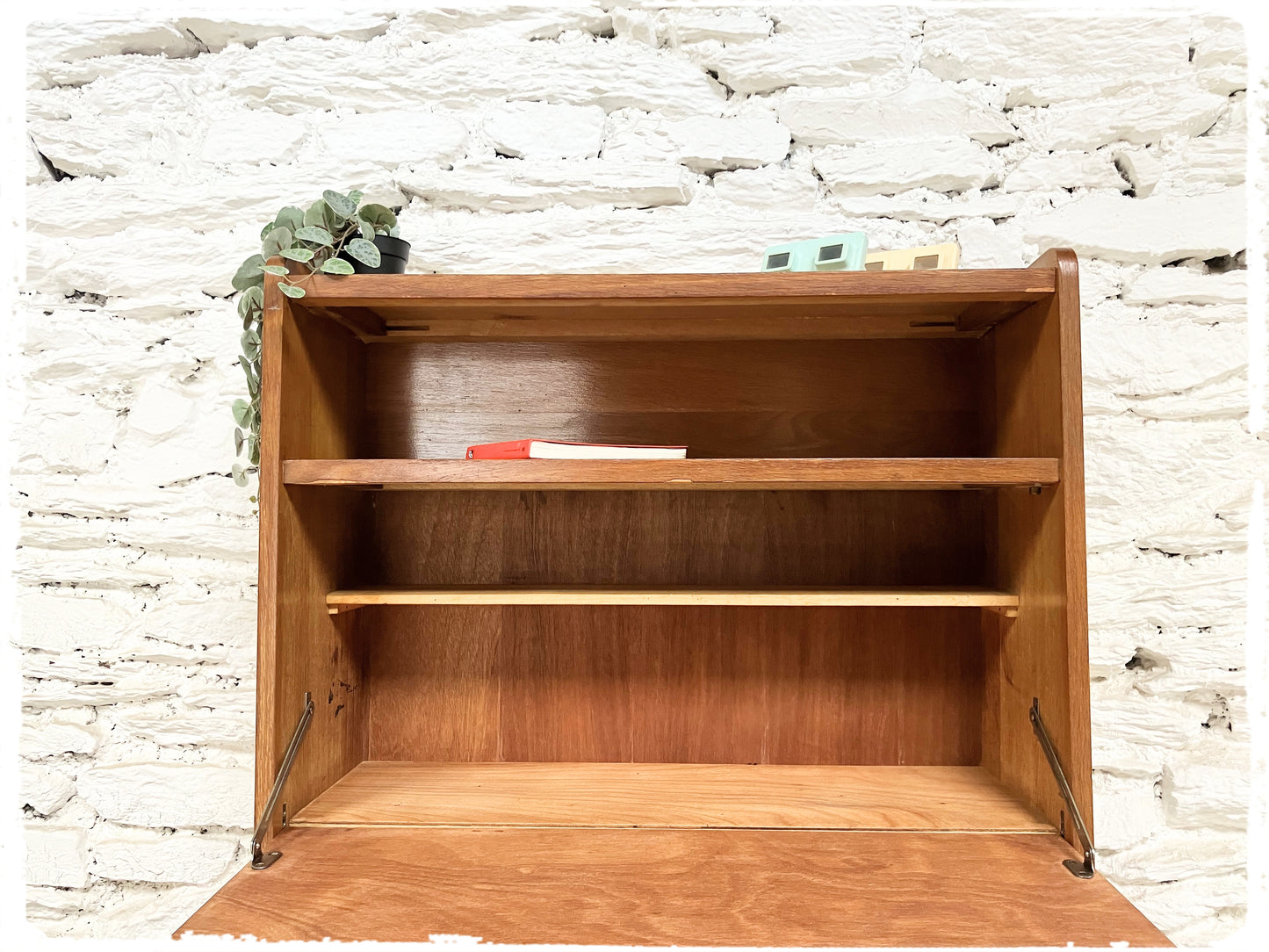 Petit Secrétaire Vintage en Bois Doré Pieds Compas