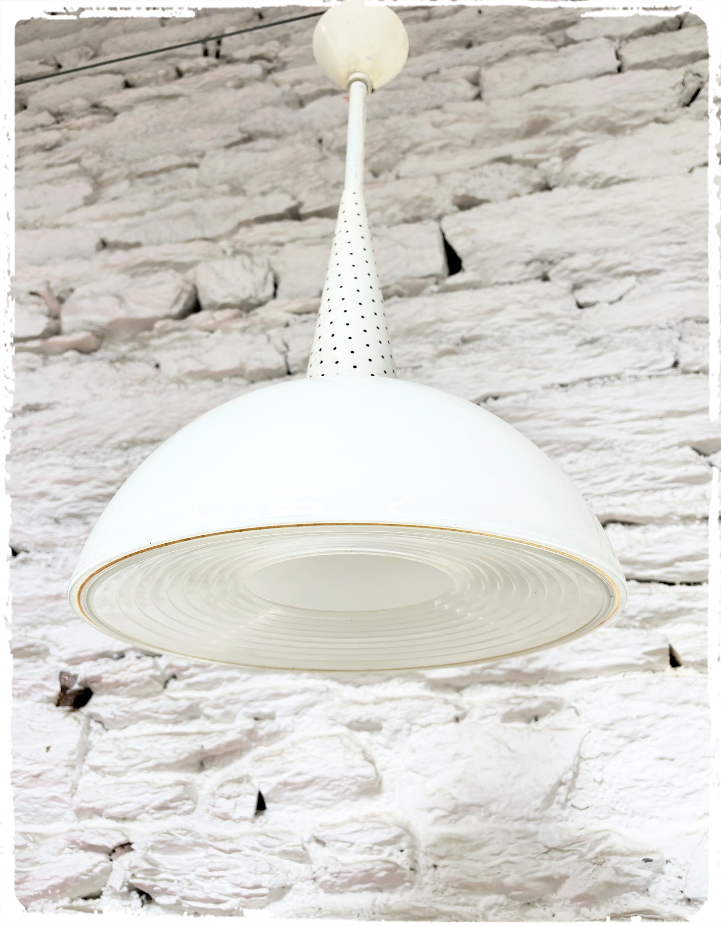 Paire de Suspensions Vintage Holphane Années 50