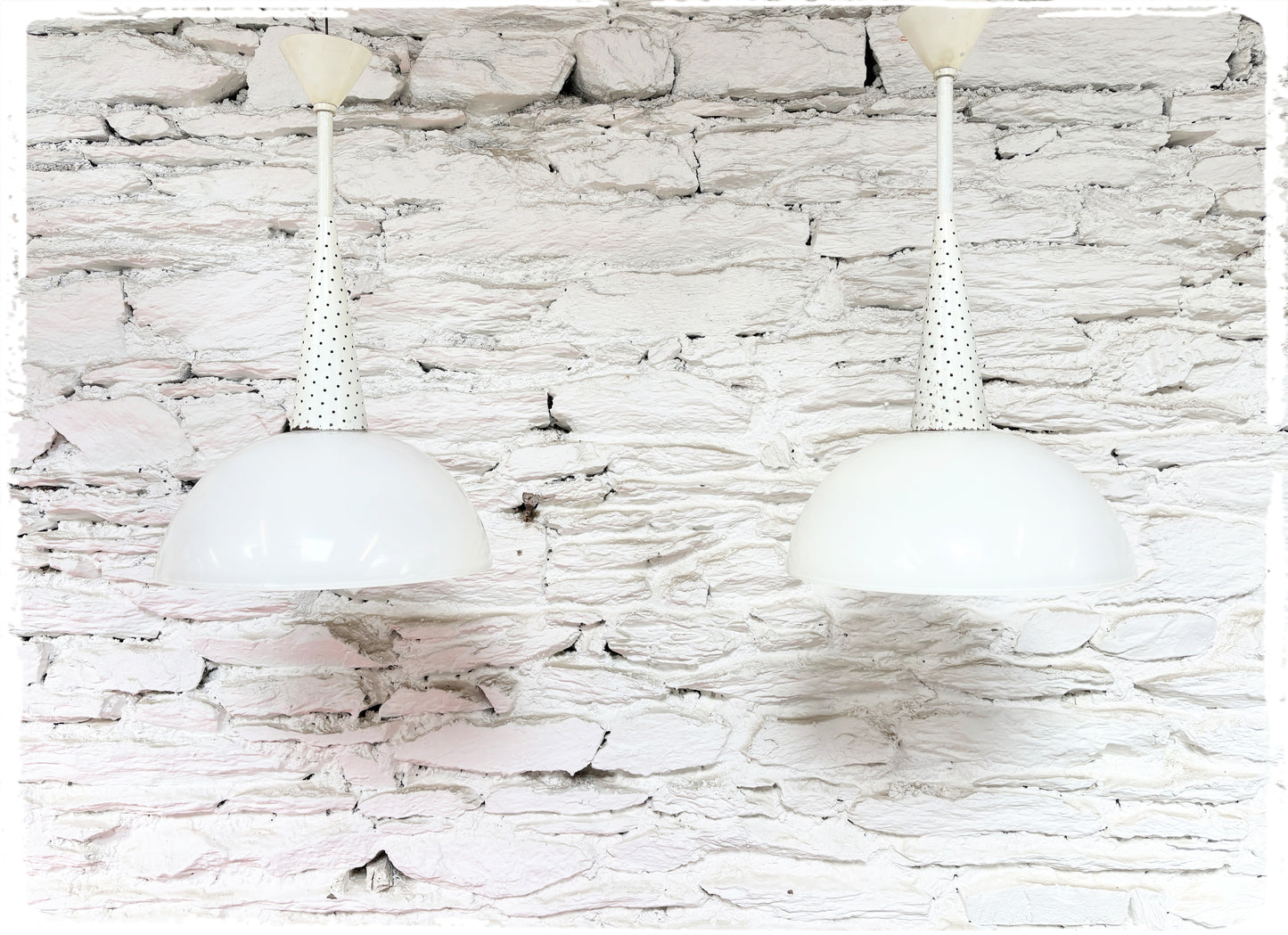 Paire de Suspensions Vintage Holphane Années 50