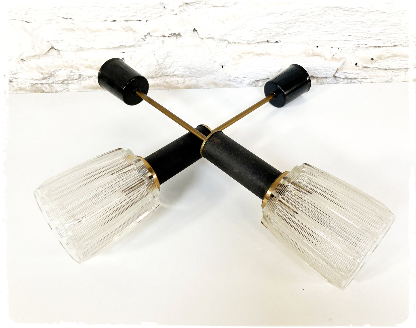 Paire de Suspensions Vintage Moderniste