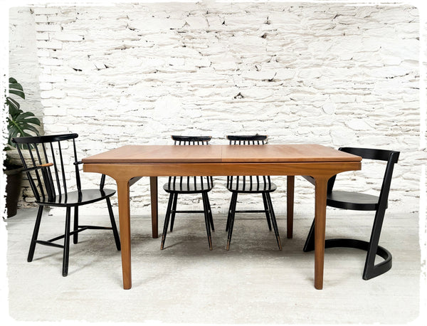 Table à Manger Vintage Extensible en Teck Nathan Furniture