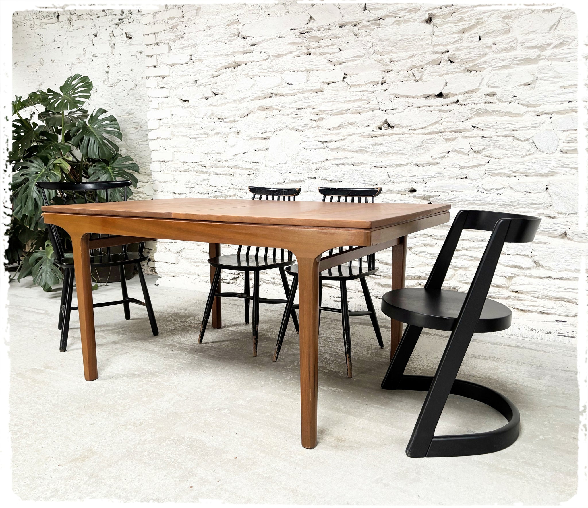 Table à Manger Vintage Extensible en Teck Nathan Furniture