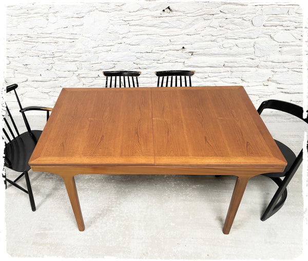 Table à Manger Vintage Extensible en Teck Nathan Furniture