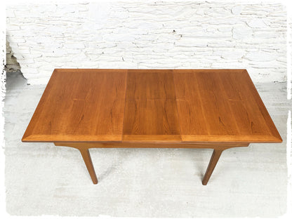 Table à Manger Vintage Extensible en Teck Nathan Furniture