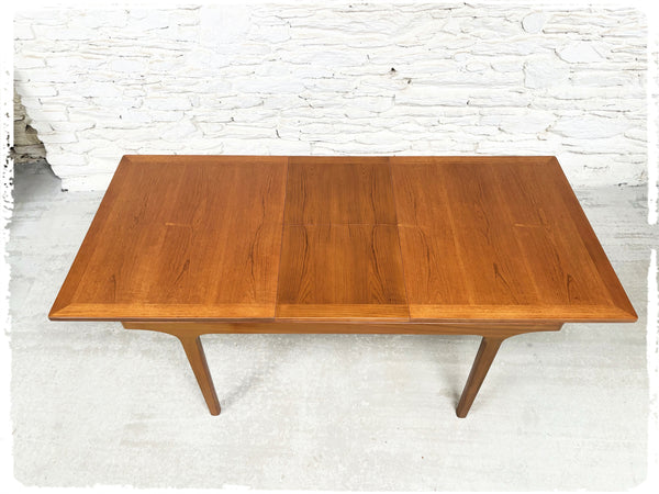 Table à Manger Vintage Extensible en Teck Nathan Furniture